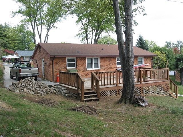 2nd image of 615 Tarpley Ln