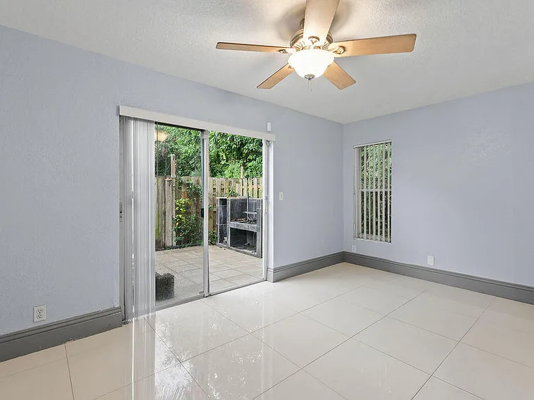 952 Summit Lake Dr — Photo 14