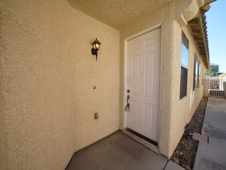 9941 W Diablo Dr #163-30-010 — Photo 5