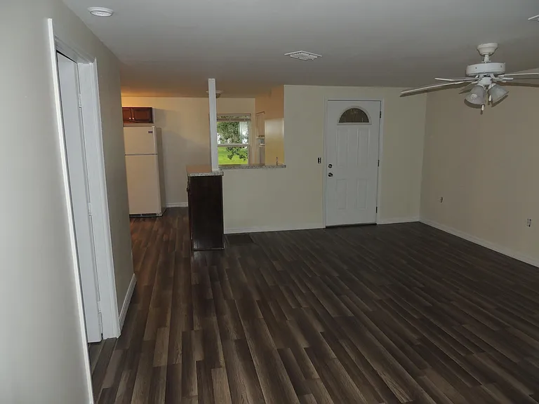 983 Morning Dove Dr — Photo 2