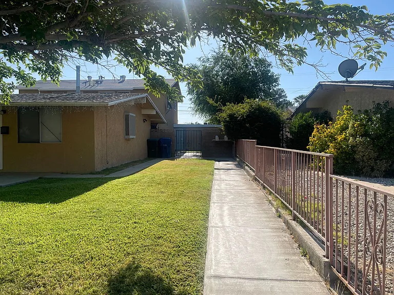 West Lancaster 1 Bedroom ! — Photo 2