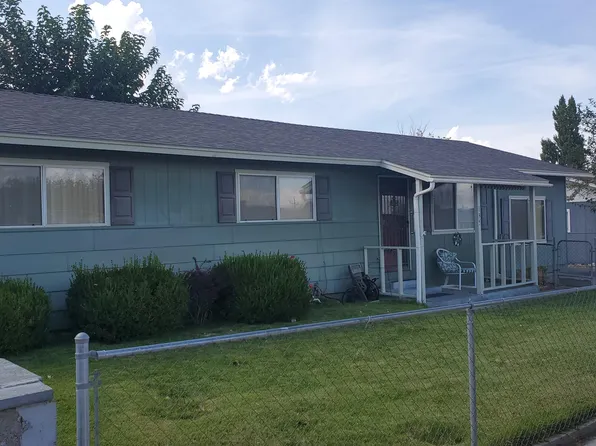 135 Ash St, Hawthorne, NV 89415