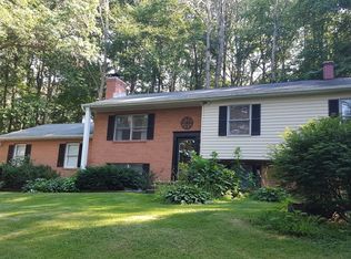 2383 Fairmount Rd, Hampstead, MD 21074