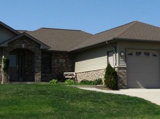 541 Nocturnal Ln, Dubuque, IA 52003