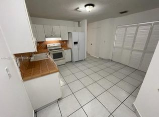 6985 NW 173rd Dr APT 1803, Hialeah, FL 33015