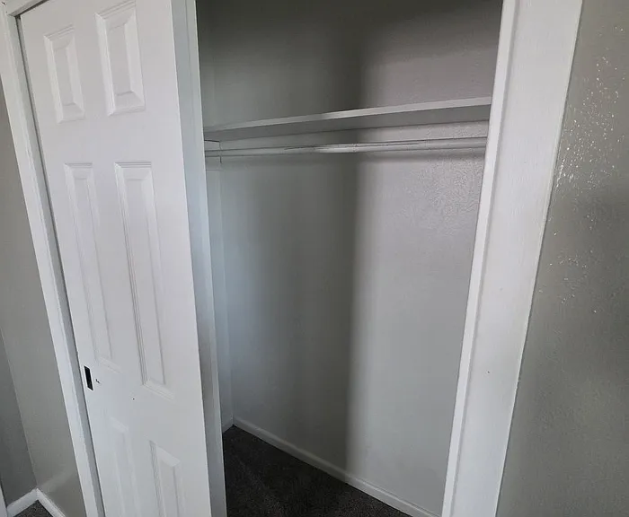 3311 W Shandon Ave — Photo 23