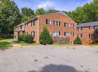 Morris Manor, Greensboro, NC 27407