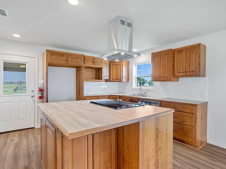241 Hebert Camp Rd — Photo 8