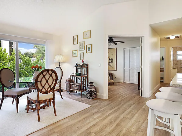 52 Admirals Court, Palm Beach Gardens, FL 33418
