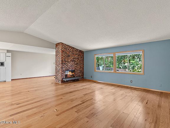 5th image of 2916 E Harrison Ave