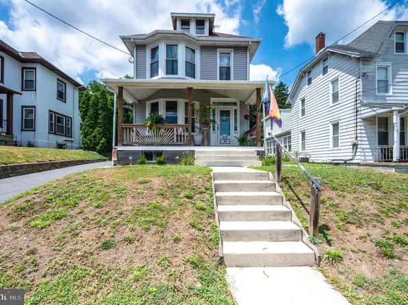 30 W 33rd St, Reading, PA 19606