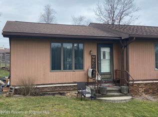 34 Circle Dr, Eynon, PA