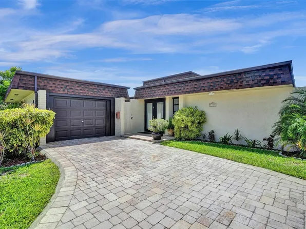 5311 Banyan Ln, Tamarac, FL 33319