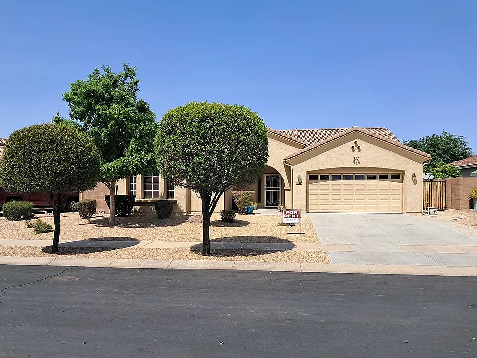 3010 E Tiffany Way