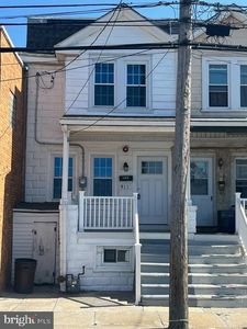 911 Green St, Marcus Hook, PA, 19061