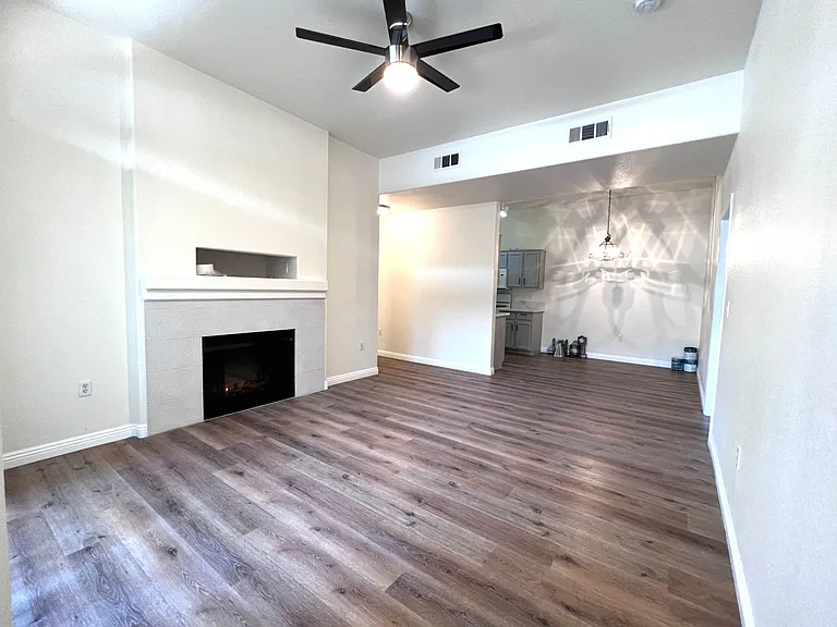 10640 Calico Mountain Ave — Photo 2