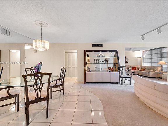 5th image of 808 Cypress Blvd APT 302
