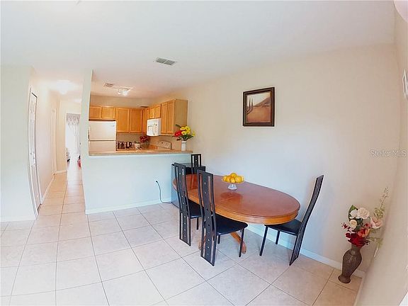 5th image of 251 Royal Palm Dr