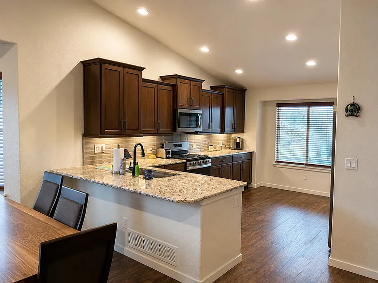 3927 Ivy Hill Dr — Photo 6