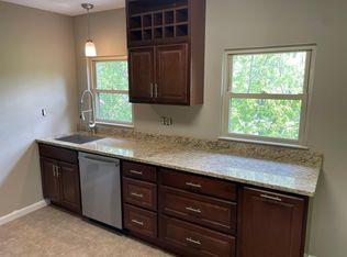 1015 Rose Cir, Covington, KY 41011