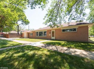 1621 S Crescent Ave, Park Ridge, IL 60068