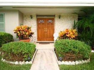 9810 SW 157th Ter, Miami, FL 33157