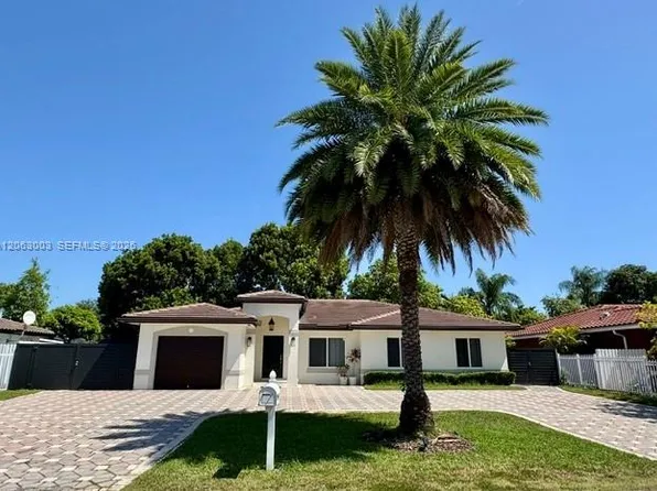 9845 NW 25th Ter, Doral, FL 33172