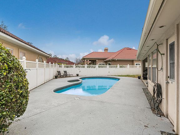 4th image of 4176 Paloma Point Ct