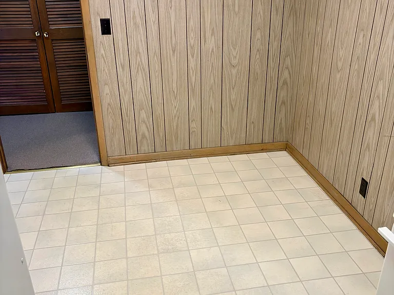 118 N Spring St #1 — Photo 6