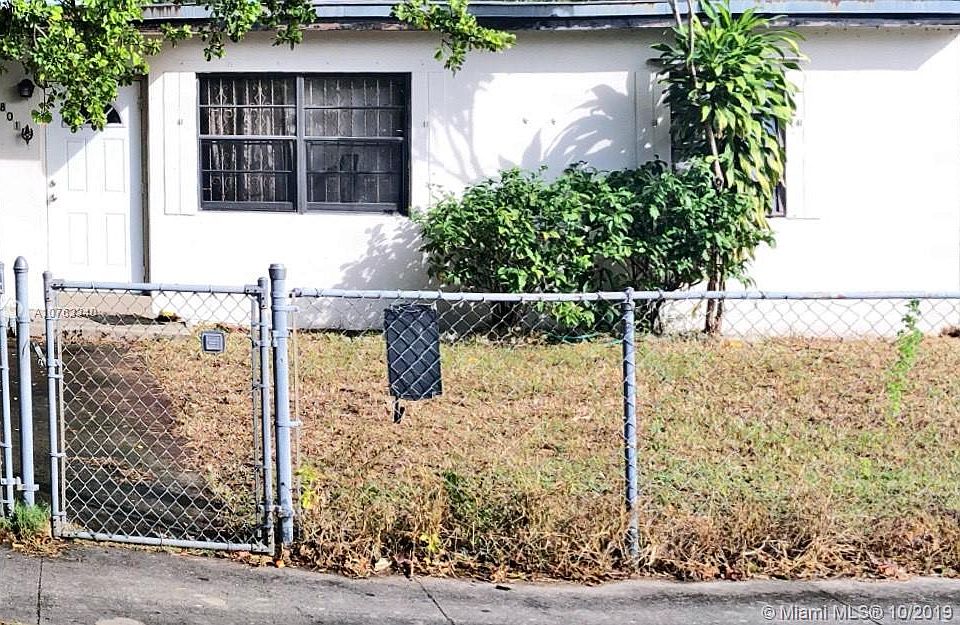1st image of 801 West Dr