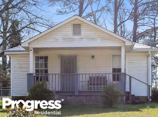 379 Hilltop Circle Ext SW, Mableton, GA 30126