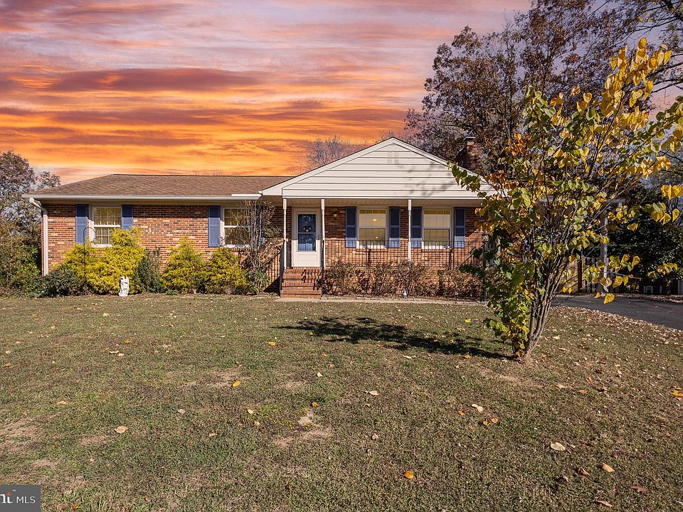 1st image of 601 Fagan Dr