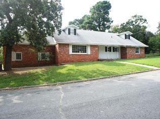 200 Lackey Dr, Eufaula, OK 74432