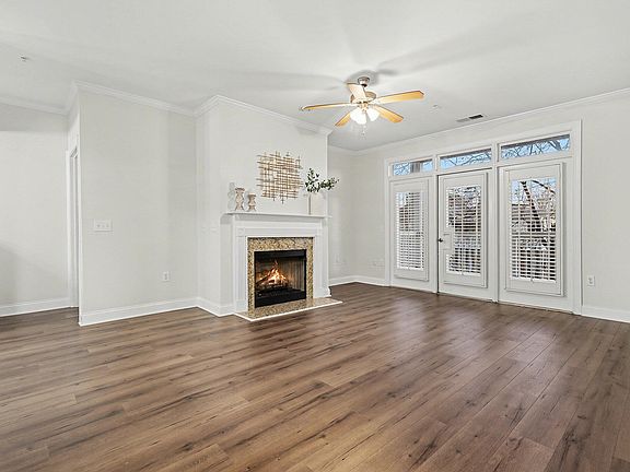 4th image of 2810 Bedford Green Dr APT 207