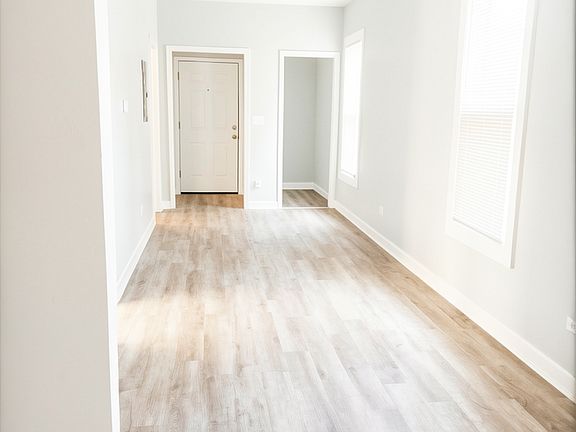 2nd image of 14305 Irving Ave #1