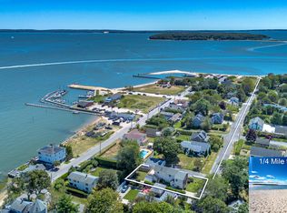 1250 2nd St, New Suffolk, NY 11956