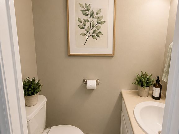5th image of 13 Townhouse Ln