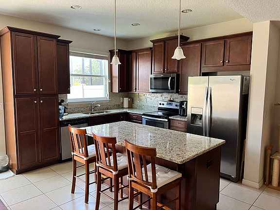 3rd image of 3761 Brighton Park Cir