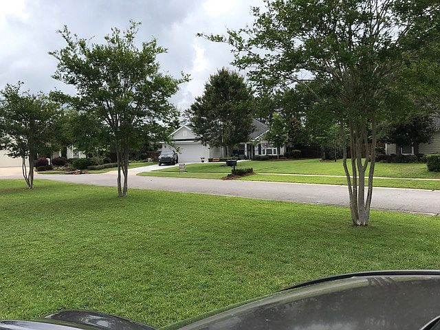 2nd image of 34 Camellia Ln