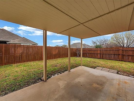 2nd image of 4665 Parkmount Dr