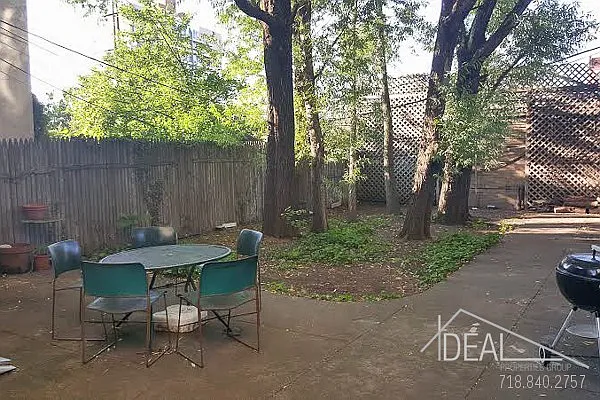 Rented by Ideal Properties Group | media 10