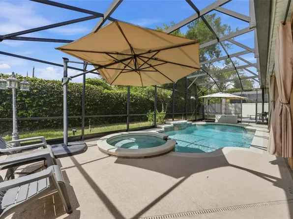 979 Counts Crest Cir, Apopka, FL 32712