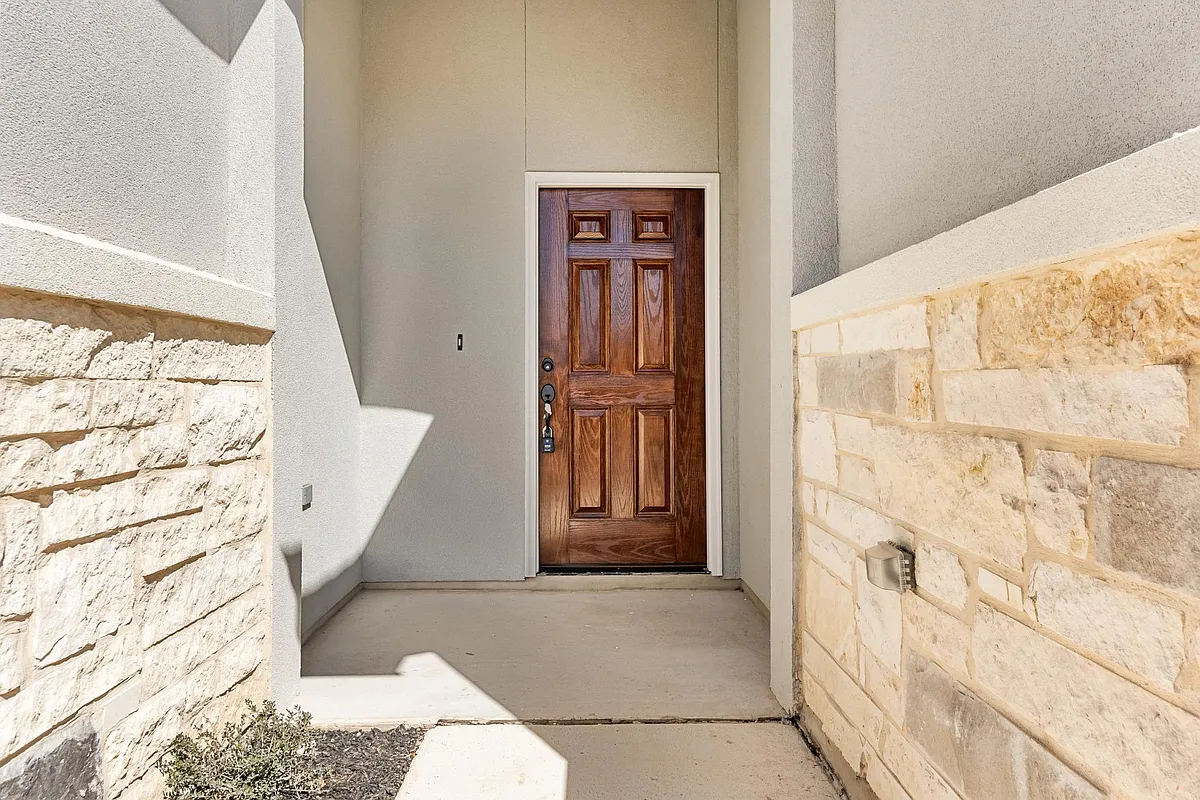 Building Photo - 514 Park Cir