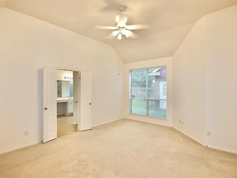 4106 Hidden Fort Ln — Photo 17