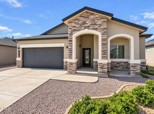 10113 Christmas Cactus Pl, Socorro, TX 79927