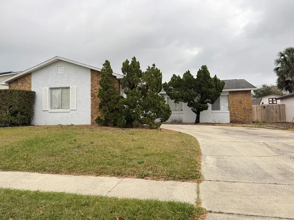 106 Grovewood Ave, Sanford, FL 32773