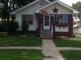 1018 W 11th St, Grand Island, NE 68801
