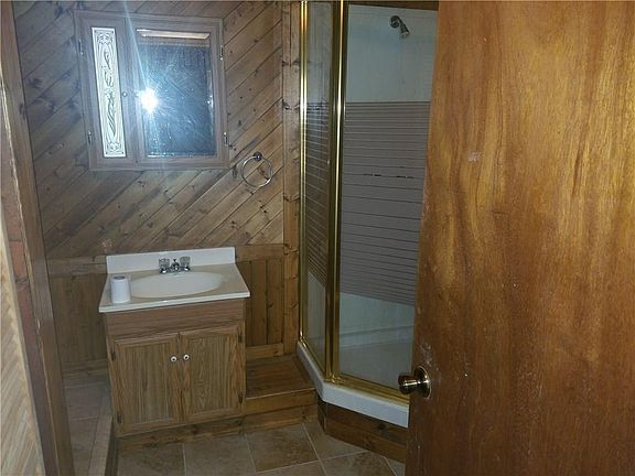 2nd image of 660 Madison 5215 #5215