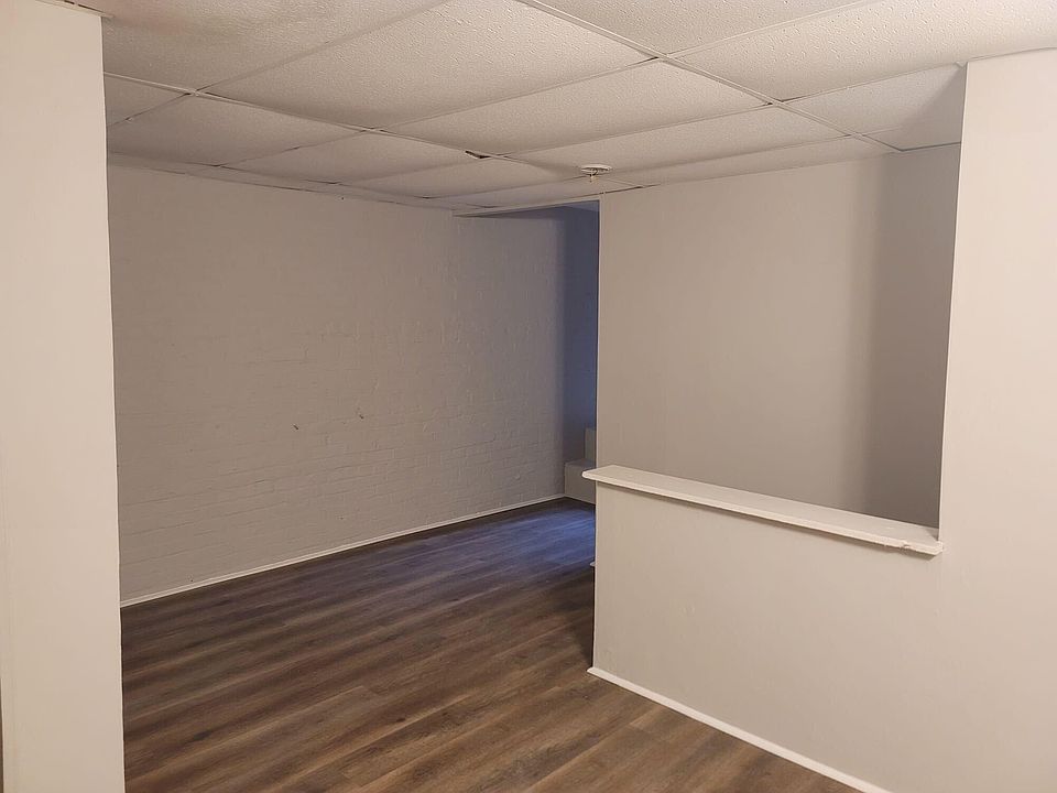 2nd image of 3002 Saint Paul St #Basement