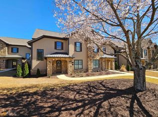 17 Cottage Ln #101, Toccoa, GA 30577